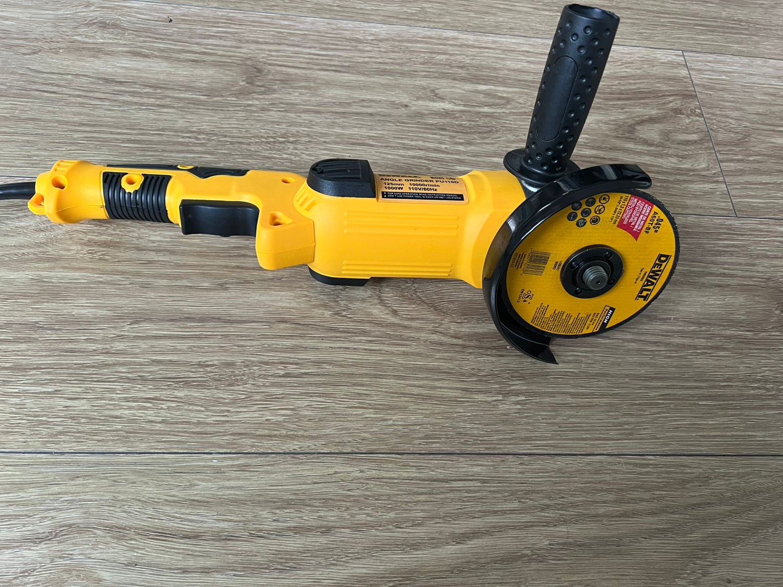 PULIDORA DEWALT COLA RATON